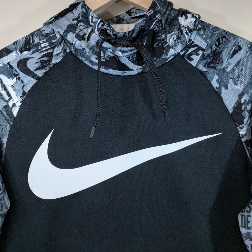 Vintage Nike Dri-Fit NY Photo Print Hoodie